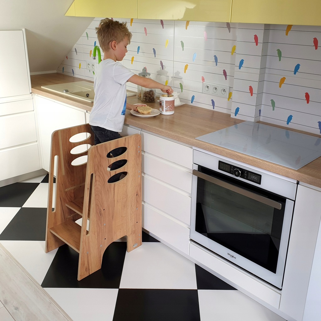 Učící věž Kitchen Helper - bubbles, bílá & natural