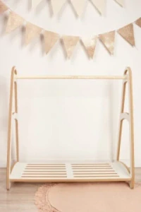 Montessori šatní skříň MINI - bílá + 5 dřevěných ramínek