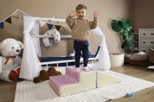 Mini skluzavka a schody