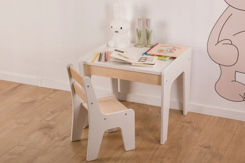 Dřevěný dětský stůl CLOUD a židle 2ks - kocourci, bílá