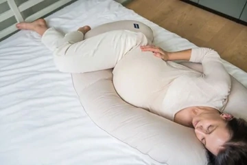 Těhotenský polštář Poofi - latte