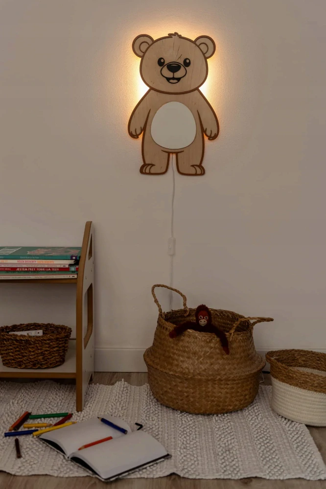 Dřevěná noční lampička MEDVÍDEK - LED pro děti