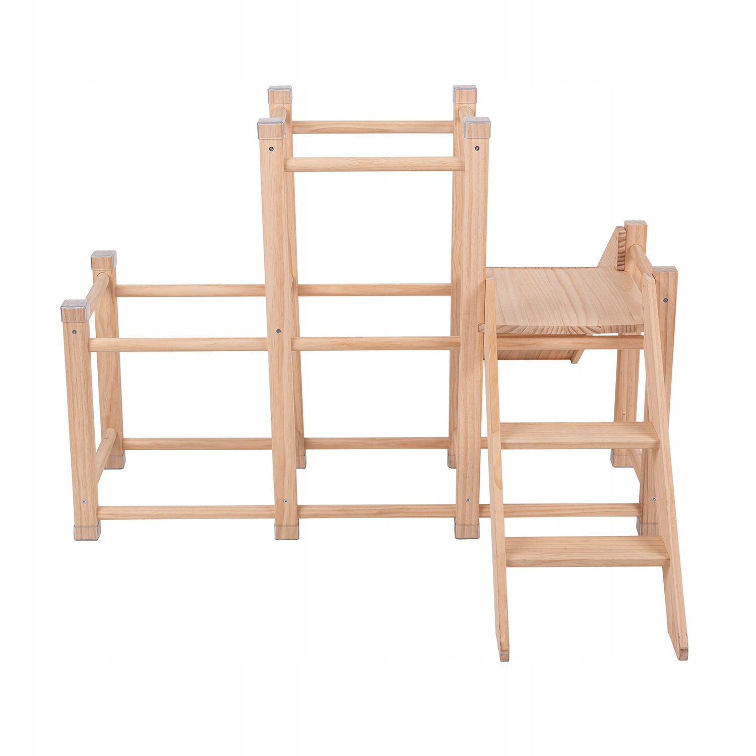 Dřevěné hřiště se skluzavkou, přírodní