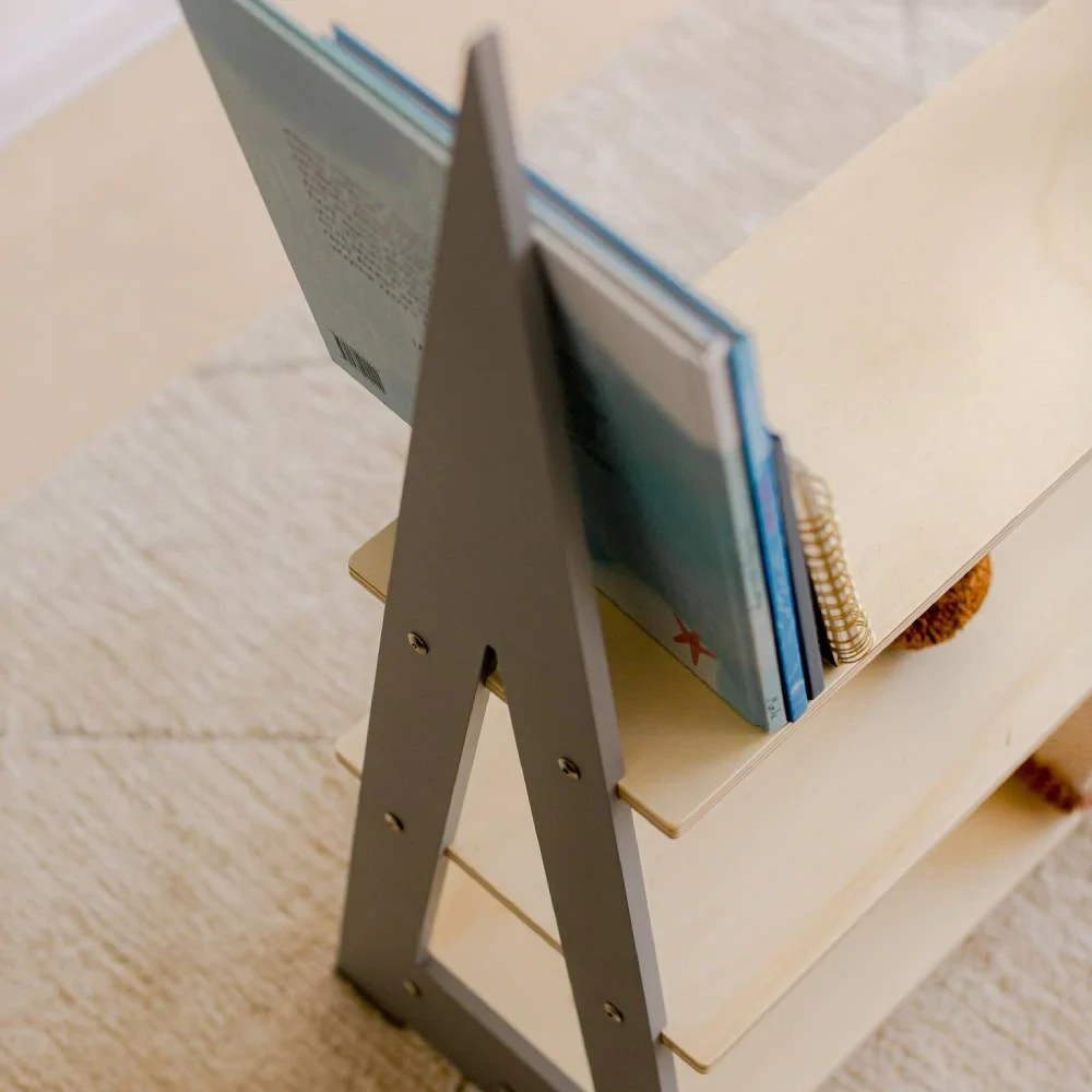 Police ve tvaru trojúhleníku