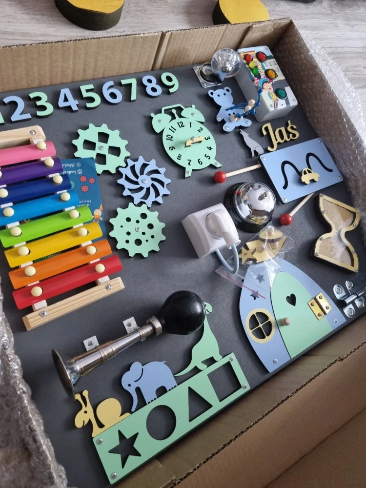 Montessori senzorická manipulační tabule Classic Plus 2