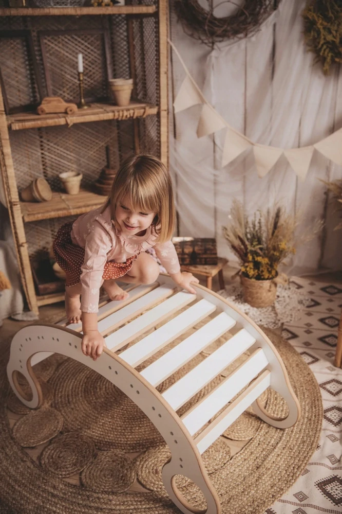 Certifikovaná montessori houpačka XL - bílá