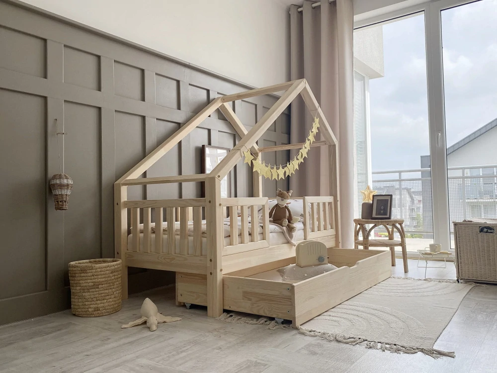 Dětská Postel Domeček Coco PLUS se zábranou - natural
