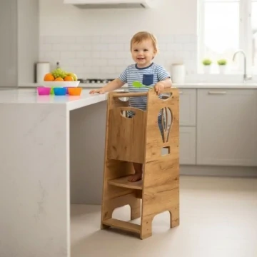 Učící věž Kitchen Helper - balon, přírodní dřevo