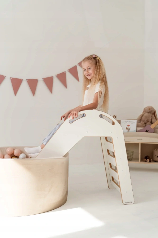Dětská dřevěná skluzavka indoor - šedá