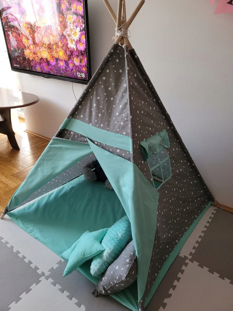 Dětský stan teepee s podložkou, polštářky a světýlky - hvězdičky, mátová