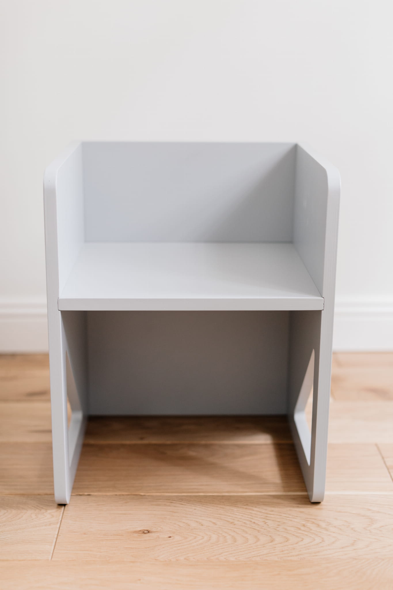 Maxi dřevěná dětská židle - mátová