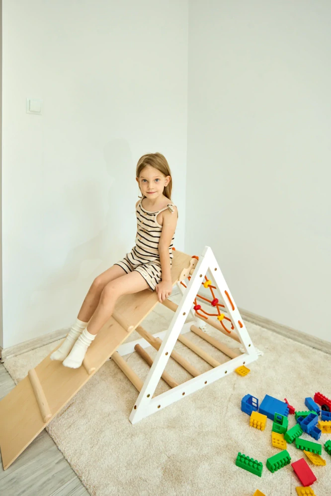 Indoor Triangle Pine - Dřevěný lezecký trojúhelník - bílý