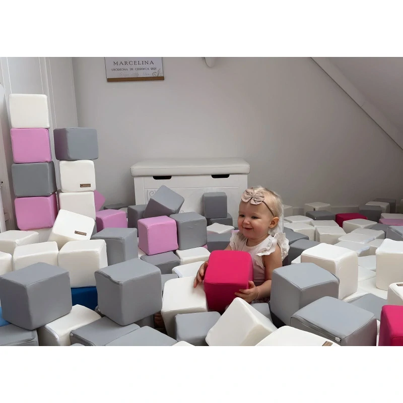 45 měkkých hracích kostek