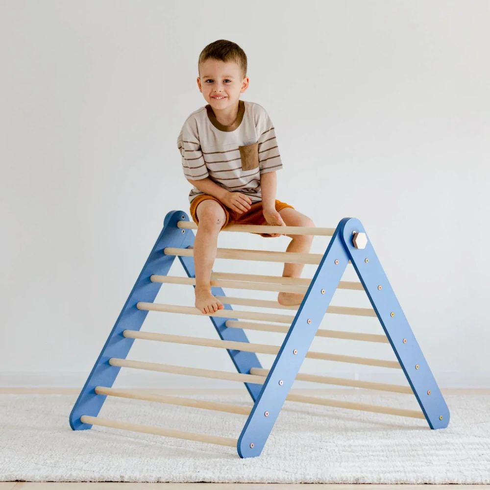 Dětský pikler trojúhelník