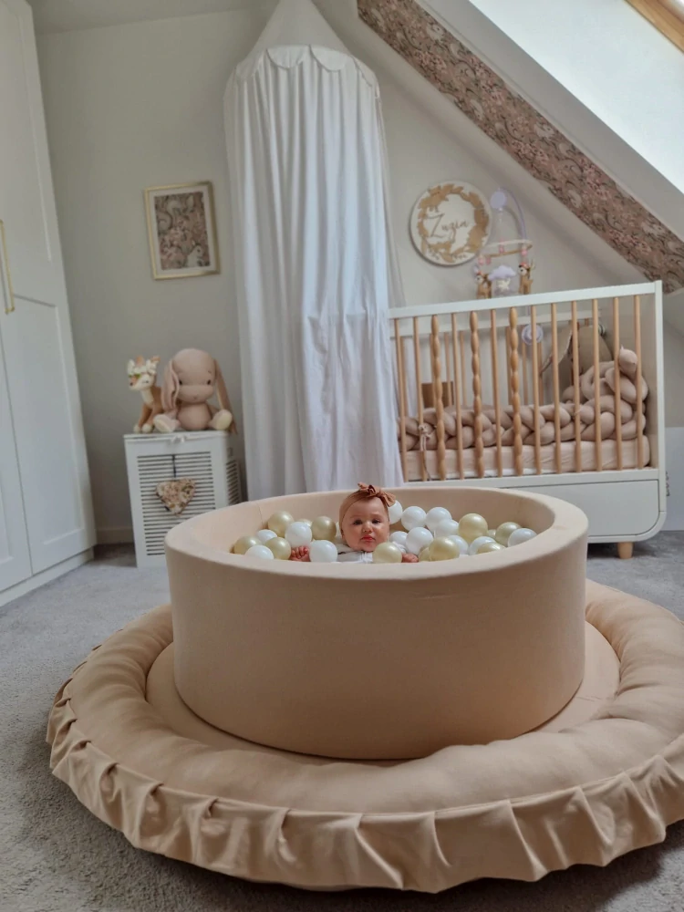 Pěnové domácí hřiště s bazénkem VELVET - oranžová