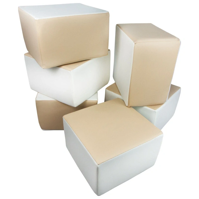 6 ks barevných stavebních kostek